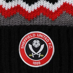 Club Chunky Knit Bobble Hat -Elite Kit Co Store 6011